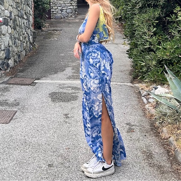 BCBGMax Floral Blue Yellow Maxi side slit open back dress size XXS - Picture 5 of 16